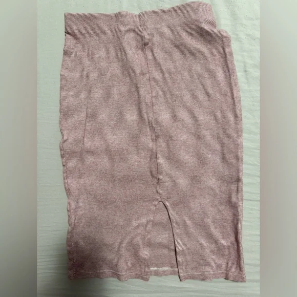 Skirt - Picture 2 of 3